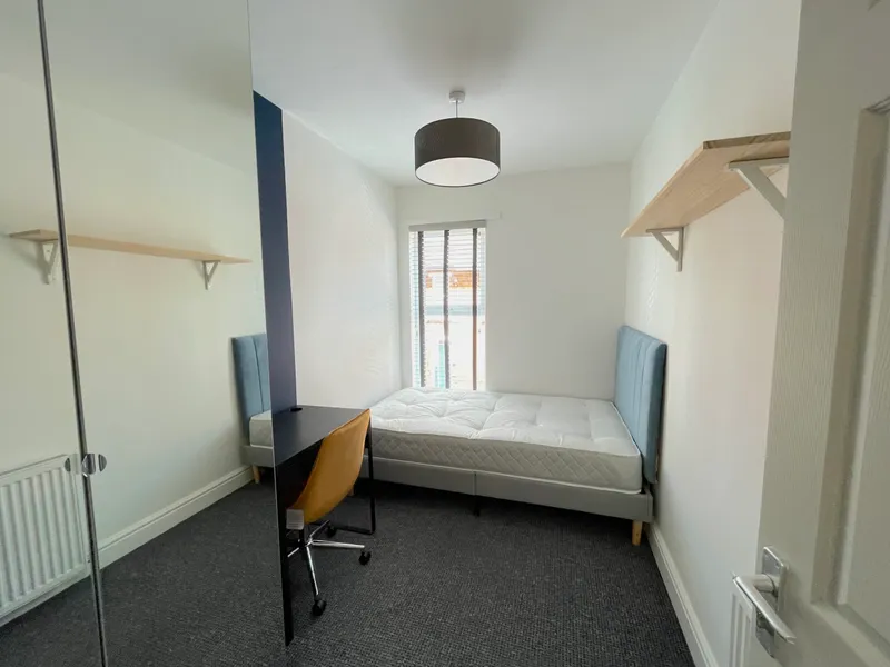 5 Bed Student House // Aug 2026 - Image 2